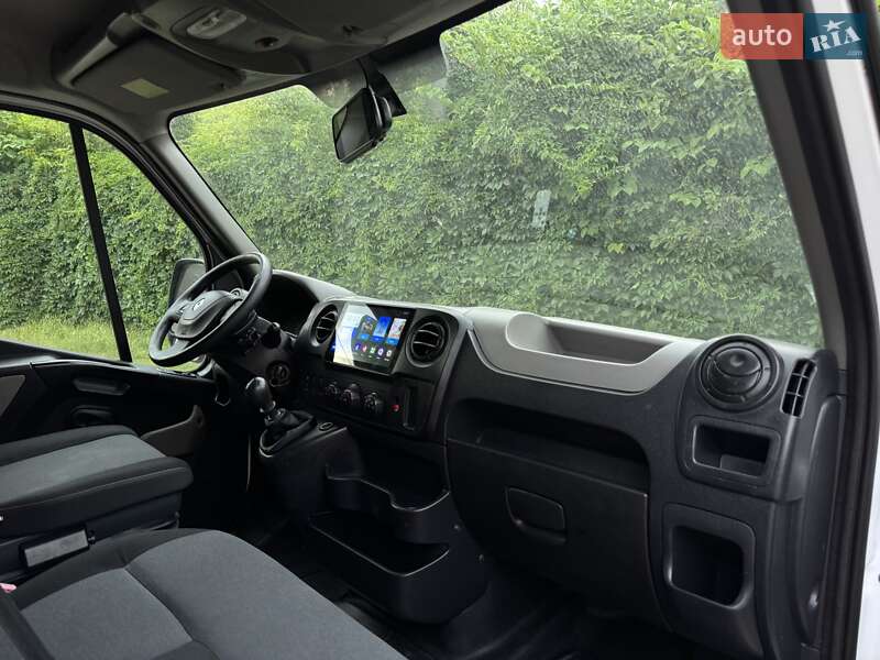 Автовоз Renault Master 2015 в Тернополе