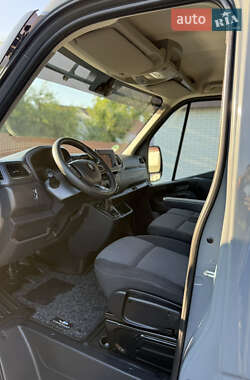Грузовой фургон Renault Master 2020 в 
