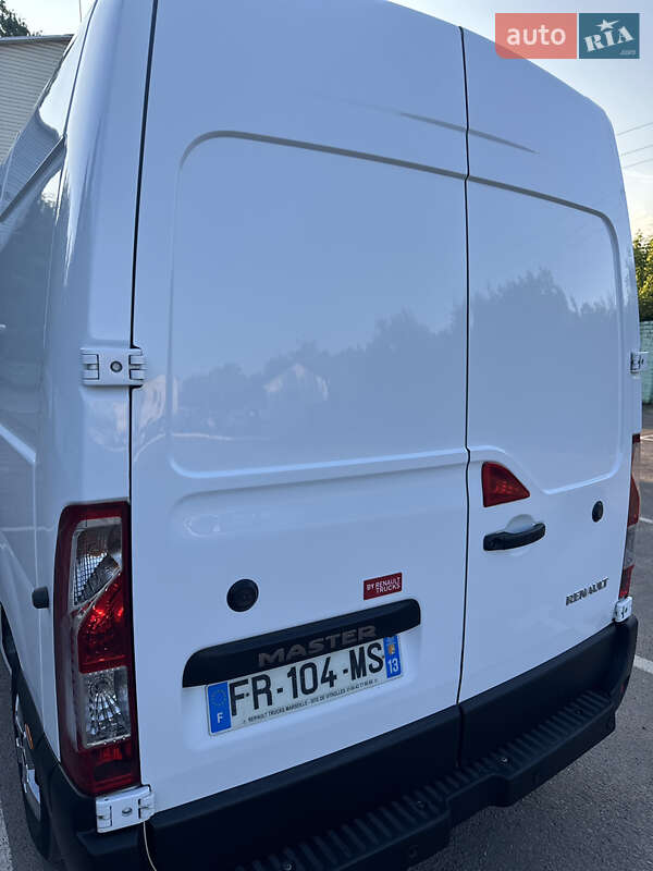 Вантажний фургон Renault Master 2020 в Дубні