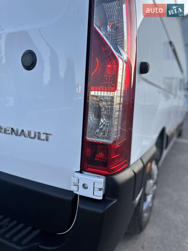 Вантажний фургон Renault Master 2020 в Дубні