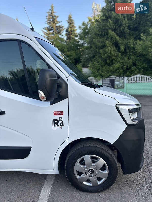 Вантажний фургон Renault Master 2020 в Дубні
