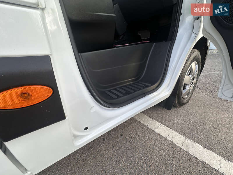 Вантажний фургон Renault Master 2020 в Дубні