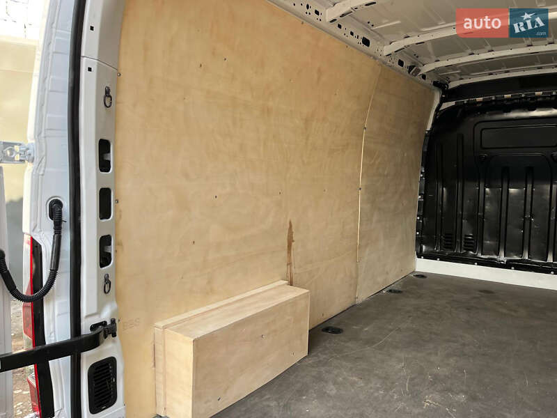 Вантажний фургон Renault Master 2020 в Дубні