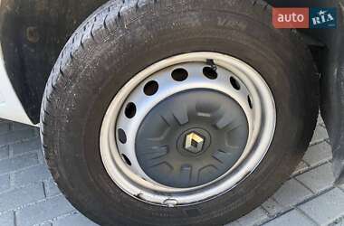 Грузопассажирский фургон Renault Master 2010 в 