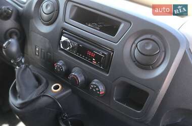 Грузопассажирский фургон Renault Master 2010 в 