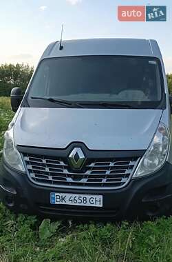 Вантажний фургон Renault Master 2014 в Рівному