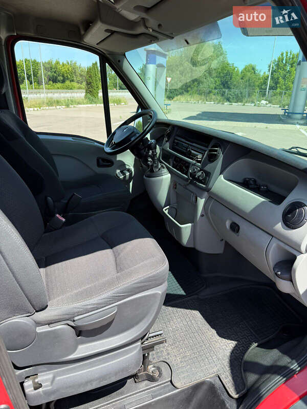 Автовоз Renault Master 2008 в Дубні