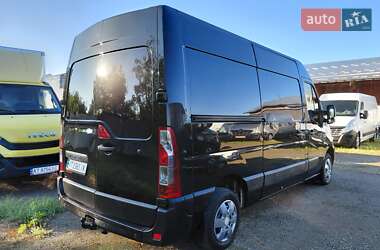Грузовой фургон Renault Master 2016 в 