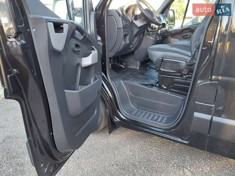Грузовой фургон Renault Master 2016 в Ивано-Франковске