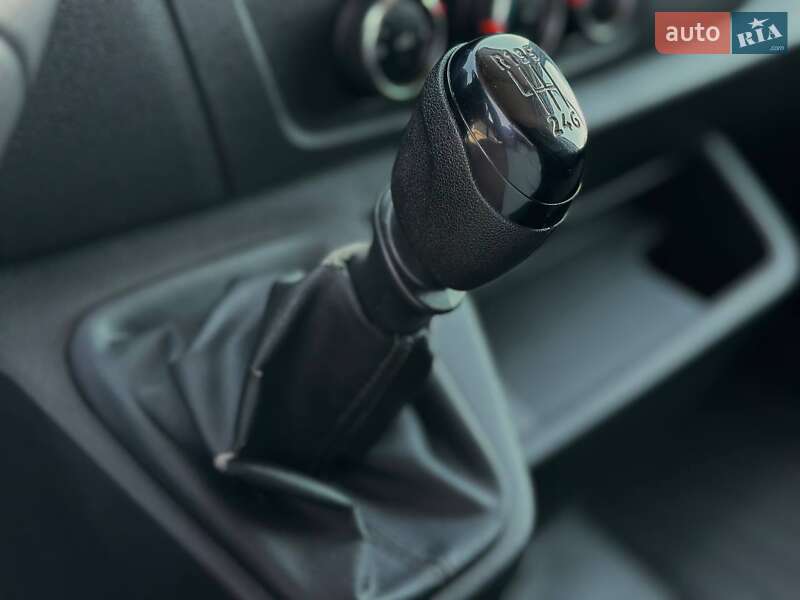 Грузовой фургон Renault Master 2019 в Луцке
