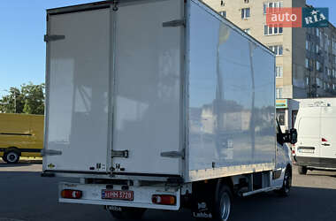 Вантажний фургон Renault Master 2020 в 