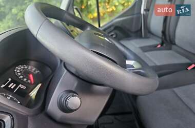 Грузовой фургон Renault Master 2021 в 