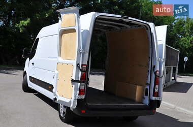 Грузовой фургон Renault Master 2020 в 