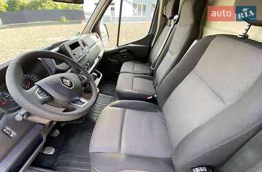 Грузовой фургон Renault Master 2023 в 