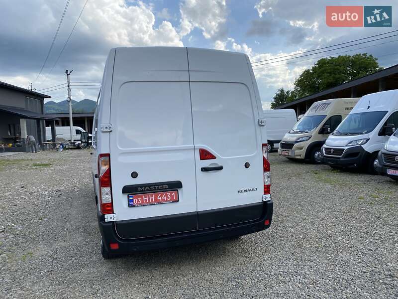Грузовой фургон Renault Master 2021 в Хусте