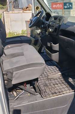 Грузовой фургон Renault Master 2013 в 