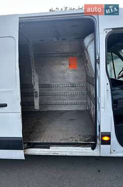 Грузовой фургон Renault Master 2014 в 