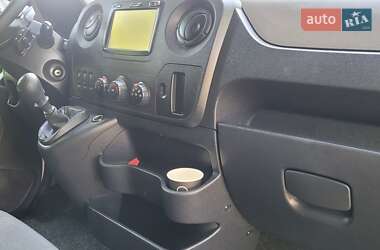 Грузопассажирский фургон Renault Master 2017 в 