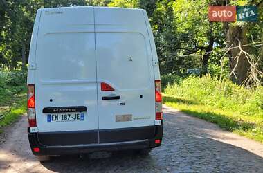 Грузопассажирский фургон Renault Master 2017 в 