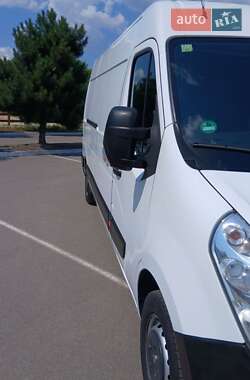 Грузовой фургон Renault Master 2018 в 