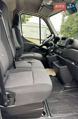Грузовой фургон Renault Master 2020 в 