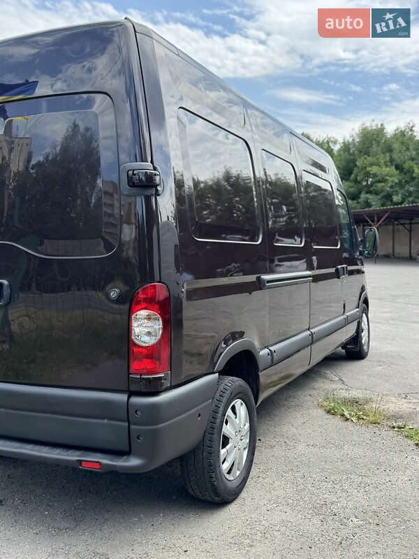 Вантажний фургон Renault Master 2010 в Хмельницькому