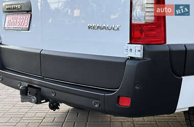 Грузовой фургон Renault Master 2022 в 
