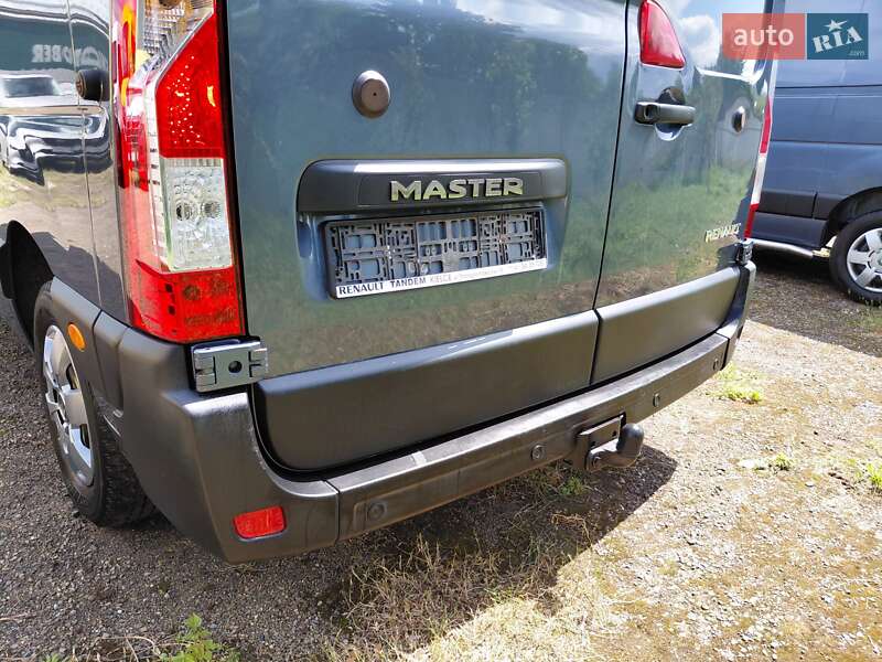 Грузовой фургон Renault Master 2016 в Ивано-Франковске