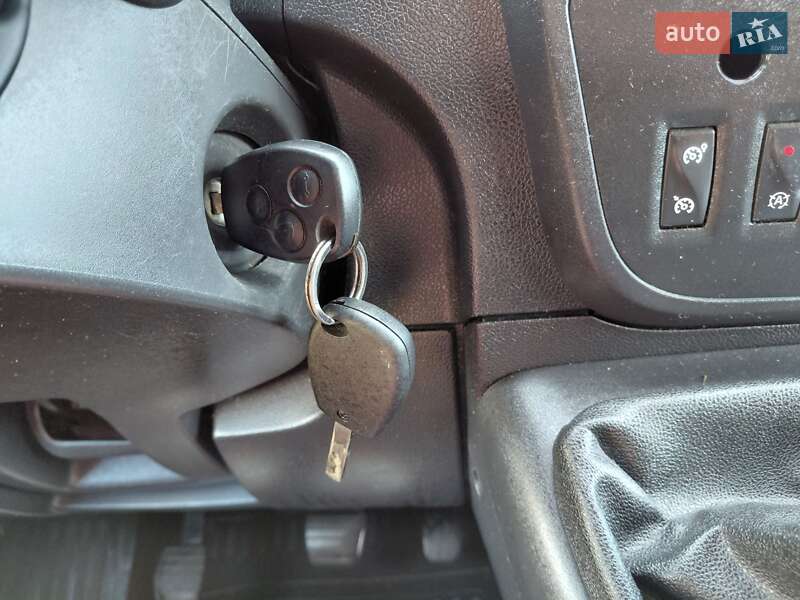 Грузовой фургон Renault Master 2016 в Ивано-Франковске