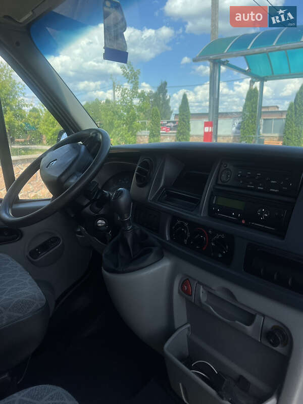 Вантажний фургон Renault Master 2009 в Березному