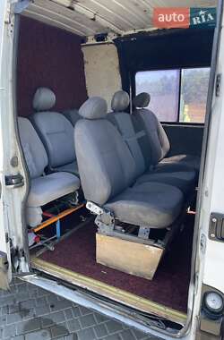 Микроавтобус Renault Master 2000 в 