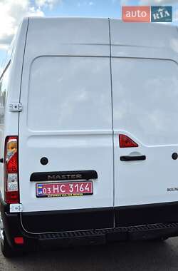 Грузовой фургон Renault Master 2020 в 