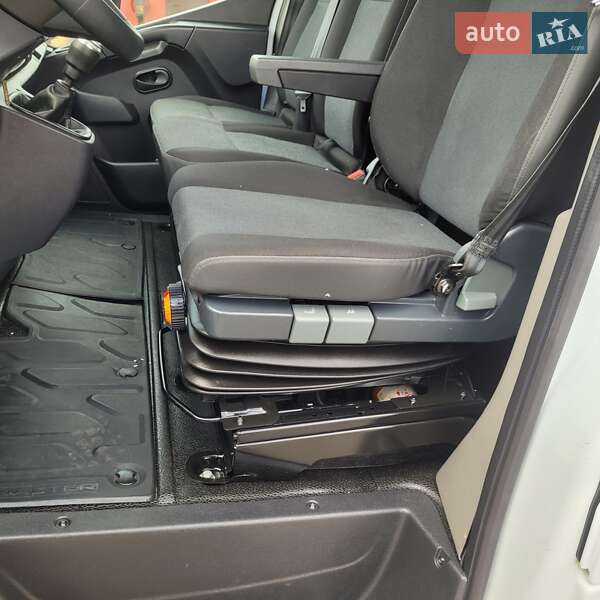 Грузовой фургон Renault Master 2021 в Луцке