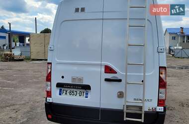 Грузовой фургон Renault Master 2021 в 