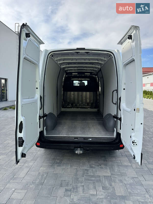 Грузовой фургон Renault Master 2020 в Луцке