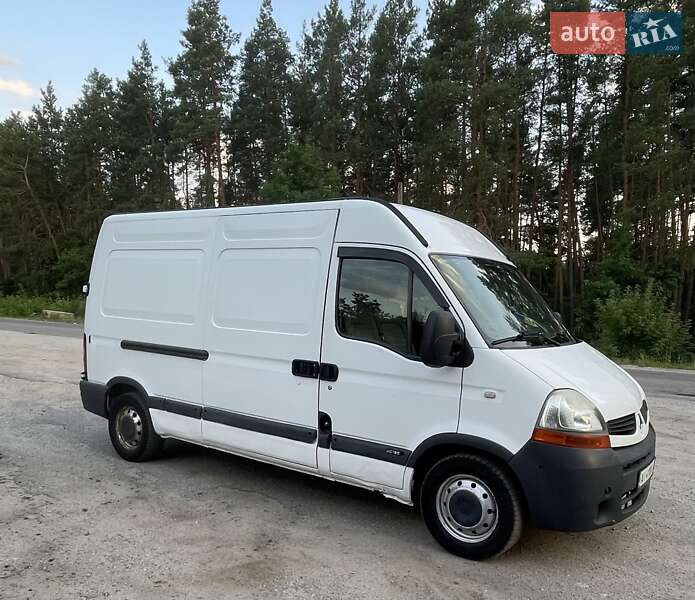 Грузовой фургон Renault Master 2007 в Тараще