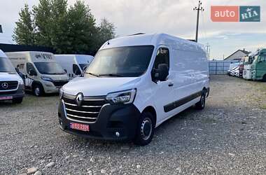 Грузовой фургон Renault Master 2022 в 
