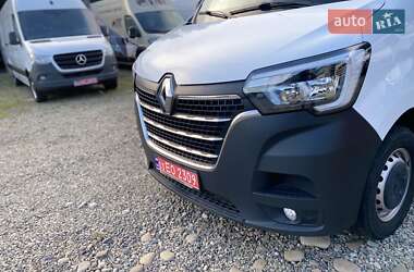 Грузовой фургон Renault Master 2022 в 