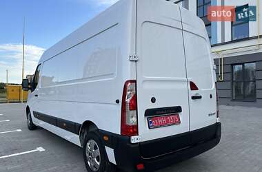 Грузовой фургон Renault Master 2022 в 