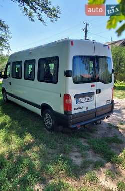 Микроавтобус Renault Master 2000 в 