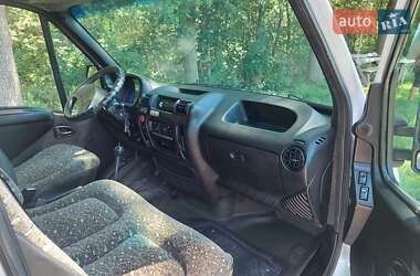 Микроавтобус Renault Master 2000 в 