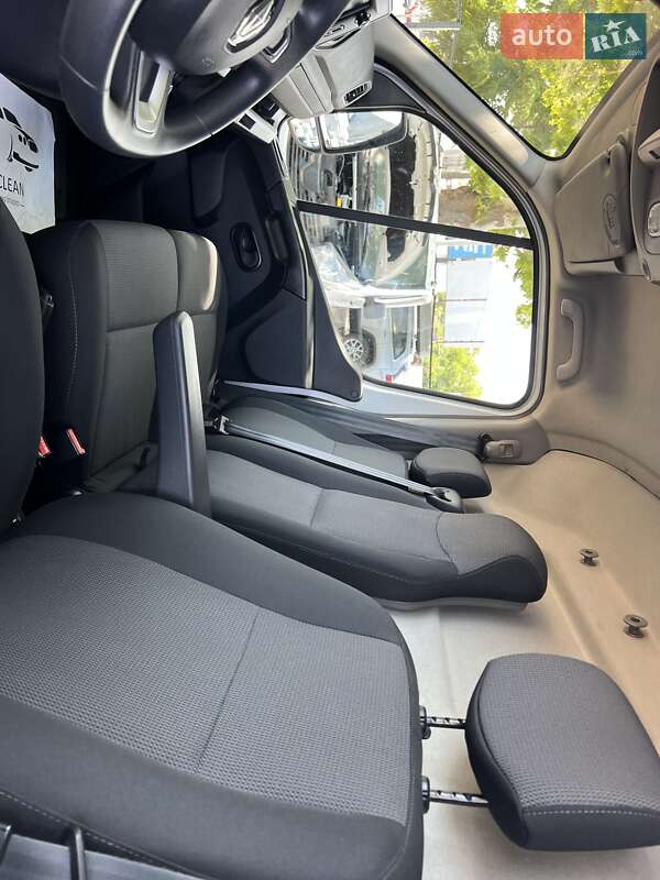 Грузовой фургон Renault Master 2020 в Одессе