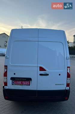 Грузовой фургон Renault Master 2023 в 