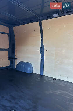 Грузовой фургон Renault Master 2020 в 