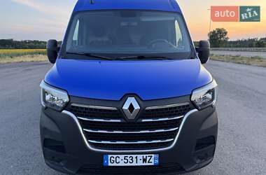 Грузовой фургон Renault Master 2021 в 