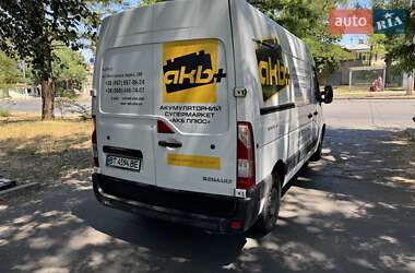 Грузовой фургон Renault Master 2012 в 