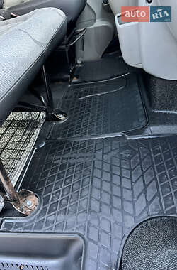 Грузовой фургон Renault Master 2008 в 