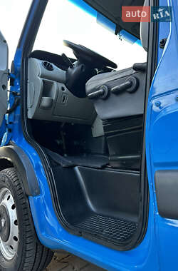 Грузовой фургон Renault Master 2008 в 