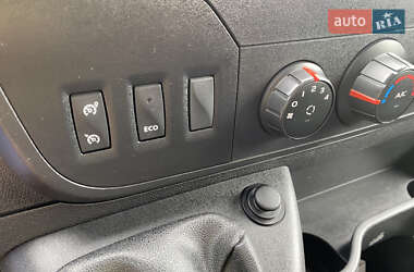 Микроавтобус Renault Master 2017 в 