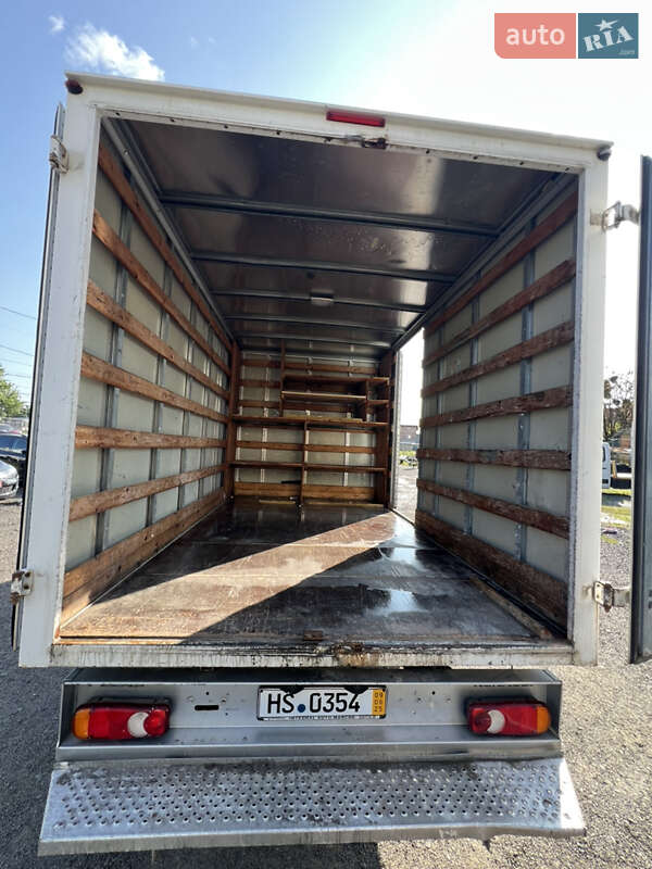 Грузовой фургон Renault Master 2015 в Луцке